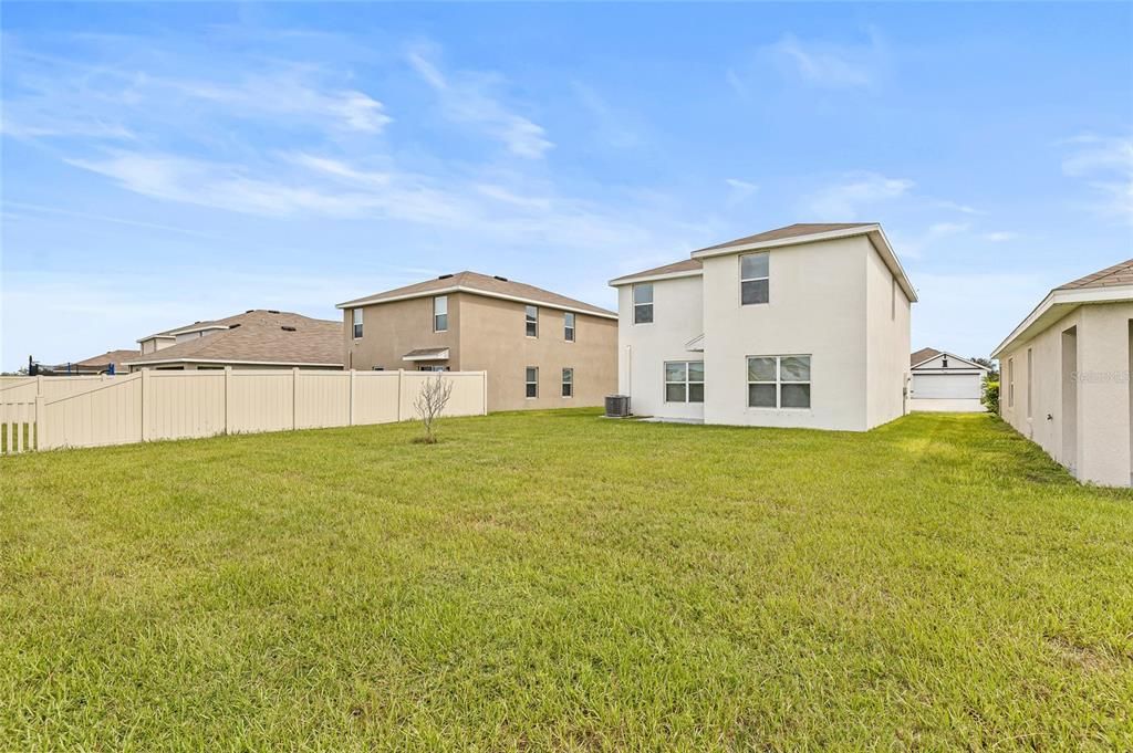 For Rent: $2,450 (3 beds, 2 baths, 2043 Square Feet)