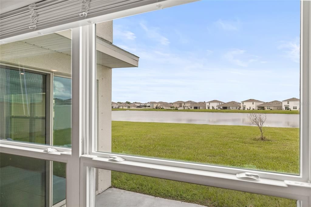 For Rent: $2,450 (3 beds, 2 baths, 2043 Square Feet)