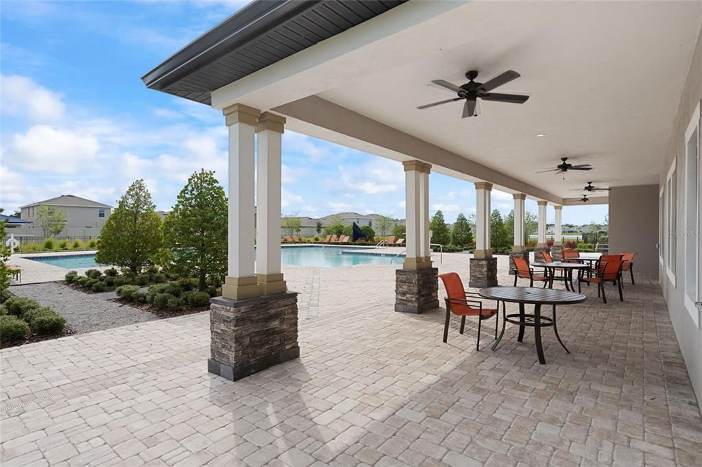 For Rent: $2,450 (3 beds, 2 baths, 2043 Square Feet)