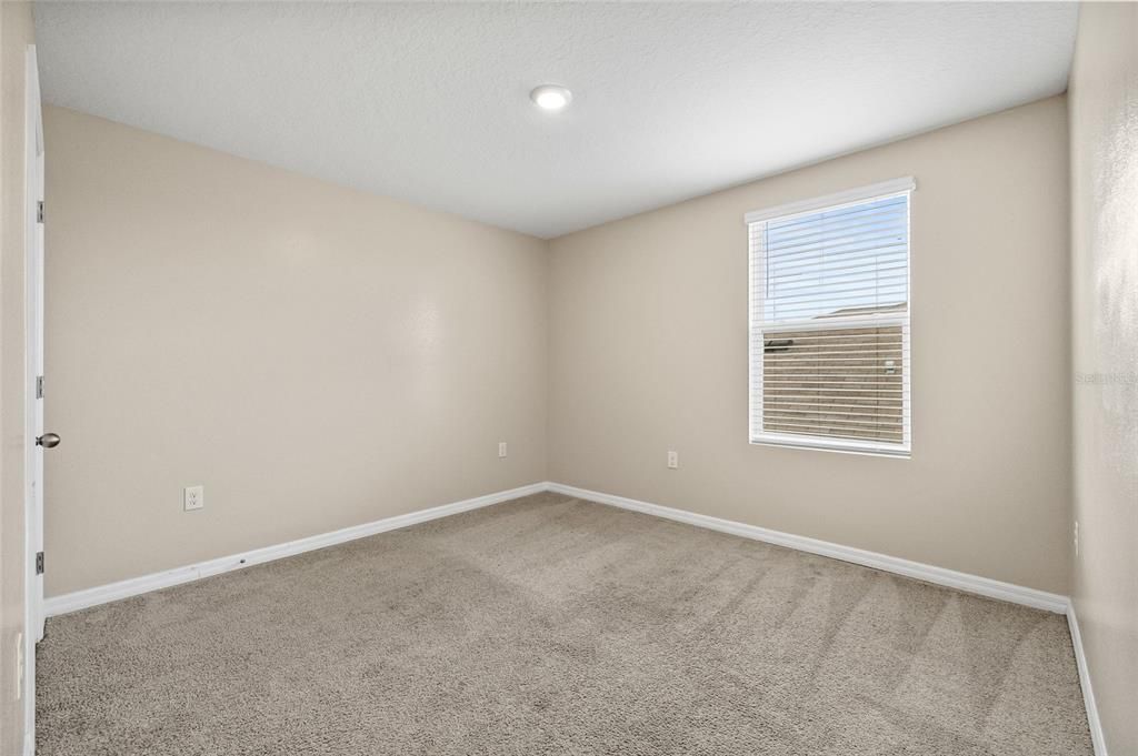 For Rent: $2,450 (3 beds, 2 baths, 2043 Square Feet)