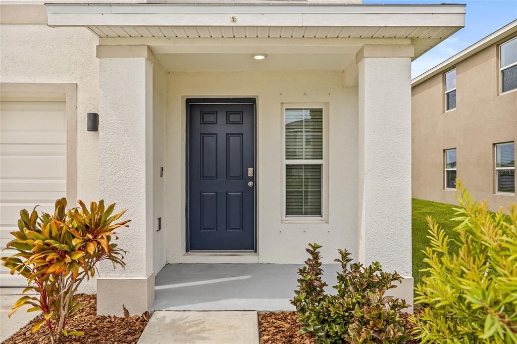 For Rent: $2,450 (3 beds, 2 baths, 2043 Square Feet)