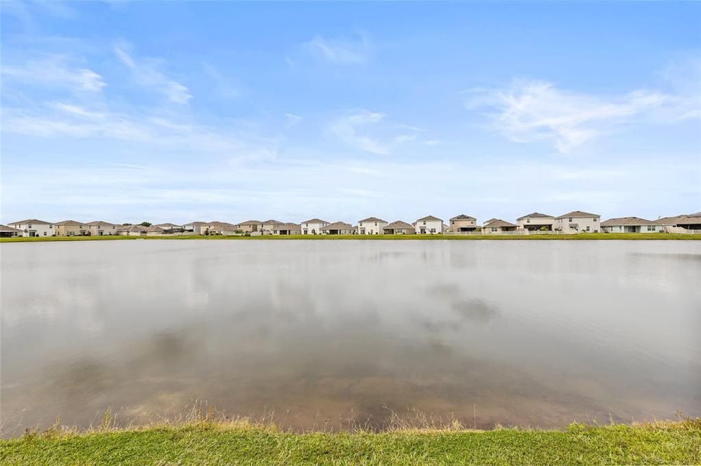 For Rent: $2,450 (3 beds, 2 baths, 2043 Square Feet)