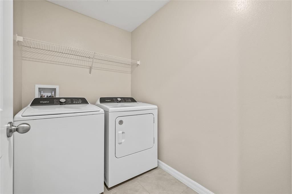 For Rent: $2,450 (3 beds, 2 baths, 2043 Square Feet)