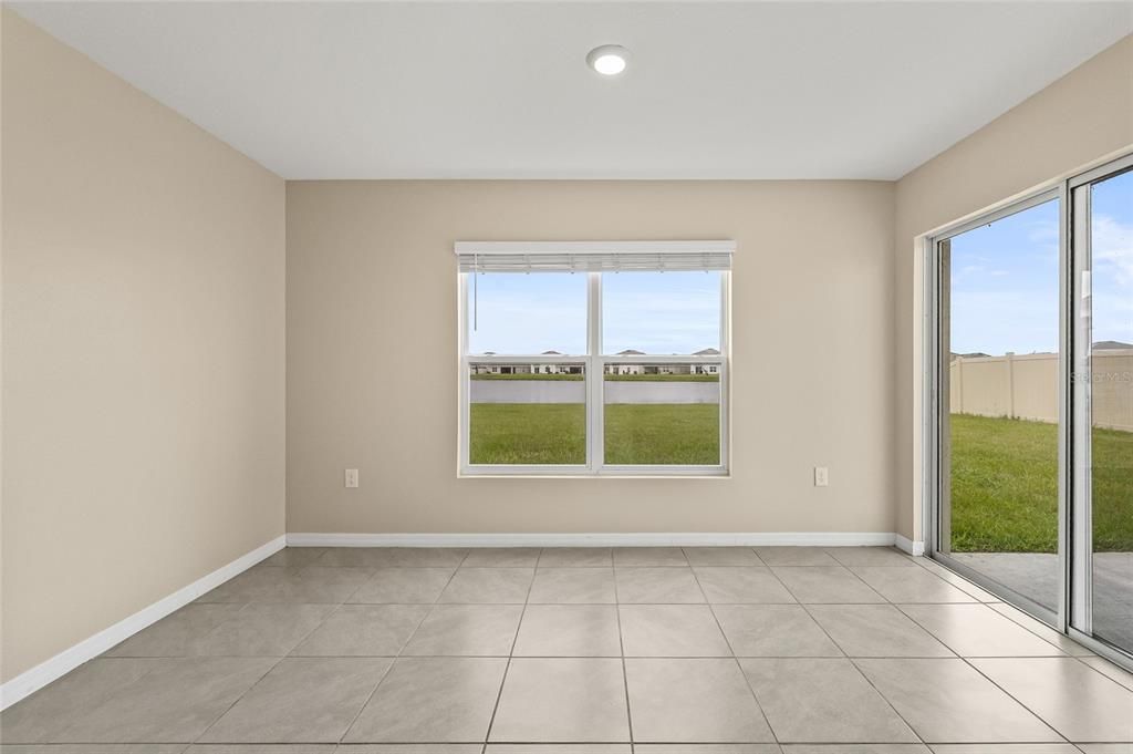 For Rent: $2,450 (3 beds, 2 baths, 2043 Square Feet)