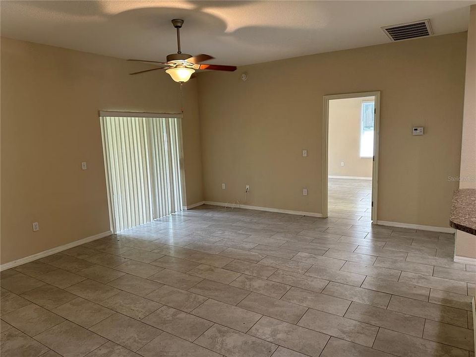 For Rent: $2,750 (4 beds, 3 baths, 2082 Square Feet)