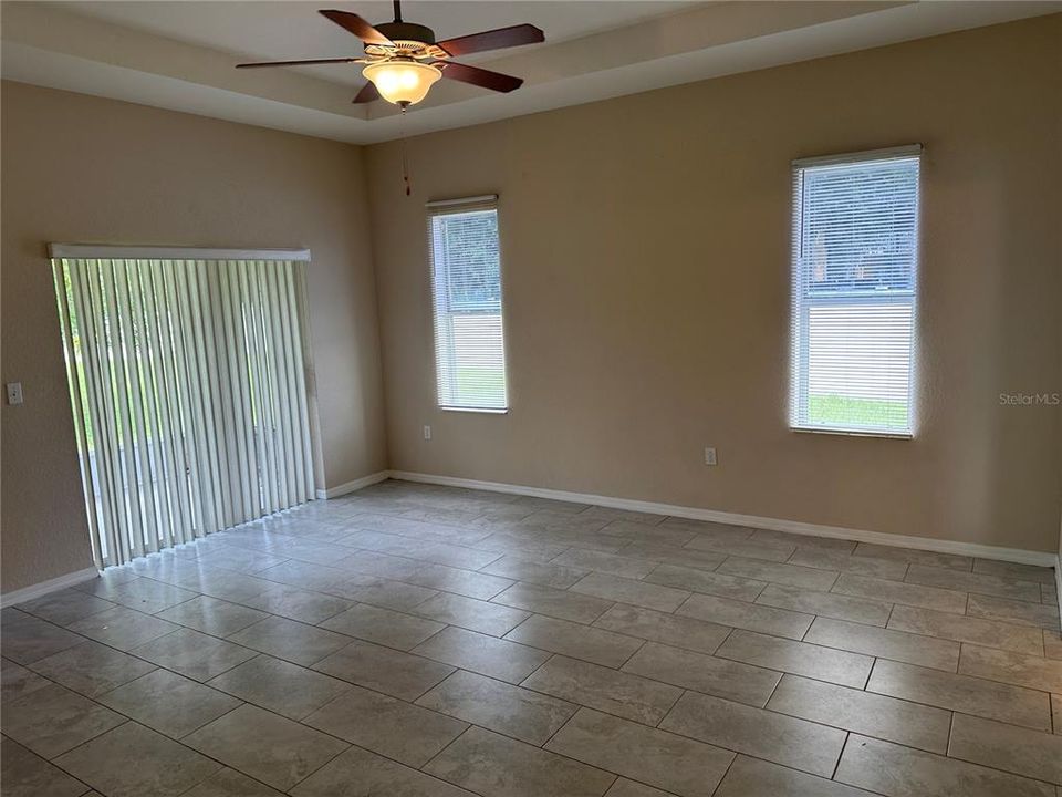 For Rent: $2,750 (4 beds, 3 baths, 2082 Square Feet)