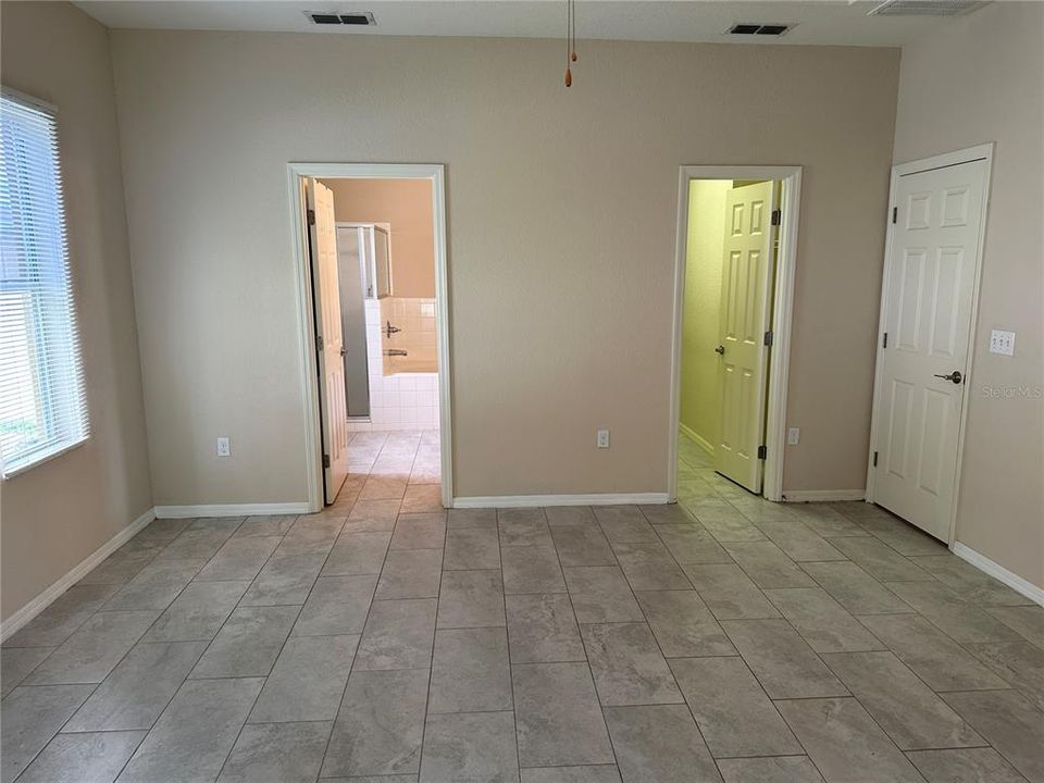 For Rent: $2,750 (4 beds, 3 baths, 2082 Square Feet)