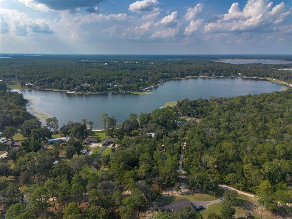 For Sale: $419,900 (3 beds, 3 baths, 1924 Square Feet)