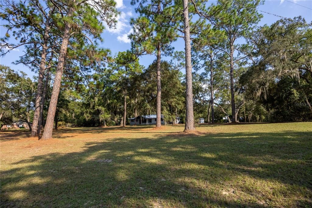 For Sale: $419,900 (3 beds, 3 baths, 1924 Square Feet)