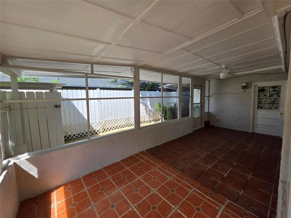 En Venta: $240,000 (3 camas, 2 baños, 1447 Pies cuadrados)