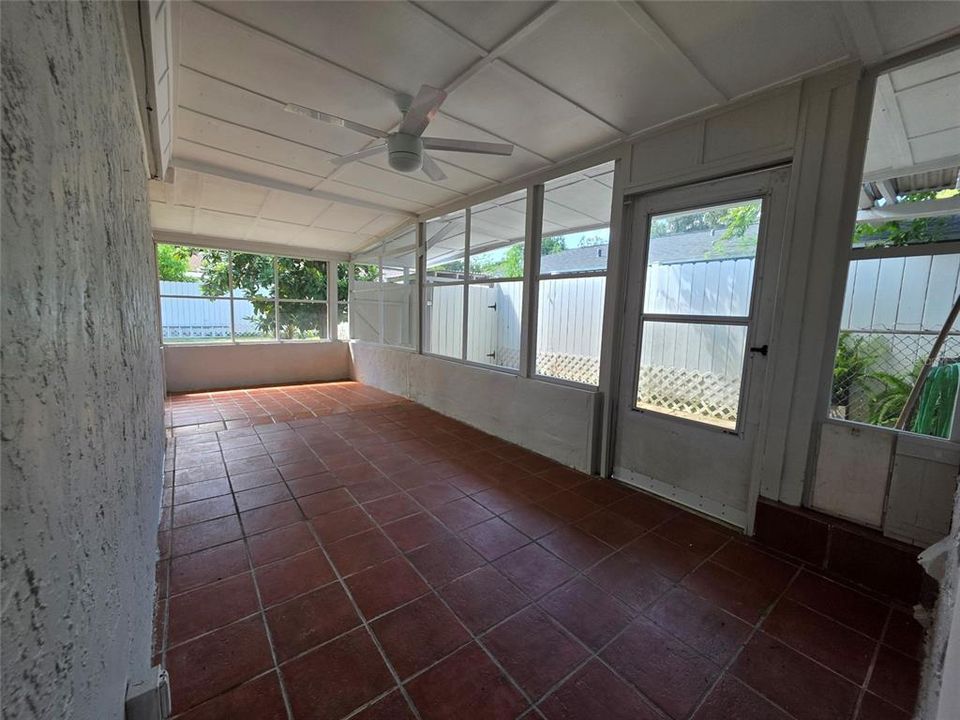 En Venta: $240,000 (3 camas, 2 baños, 1447 Pies cuadrados)