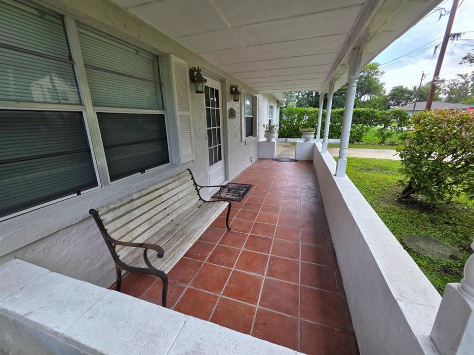 En Venta: $240,000 (3 camas, 2 baños, 1447 Pies cuadrados)