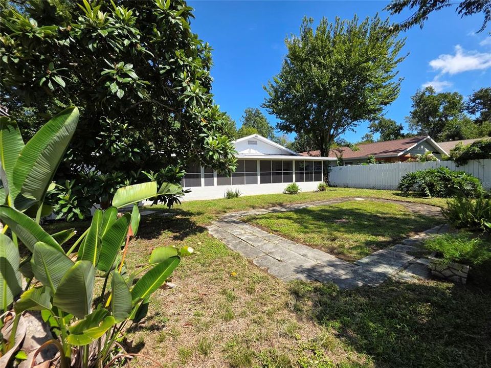 En Venta: $240,000 (3 camas, 2 baños, 1447 Pies cuadrados)