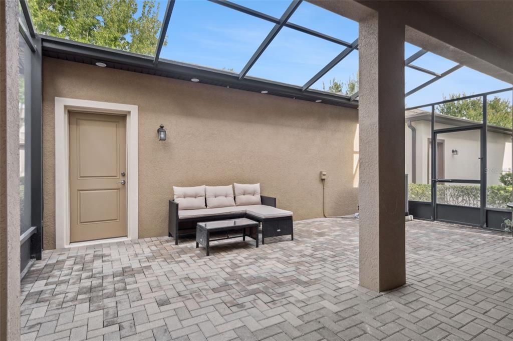 Под контрактом: $510,000 (4 спален, 3 ванн, 2272 Квадратных фут)