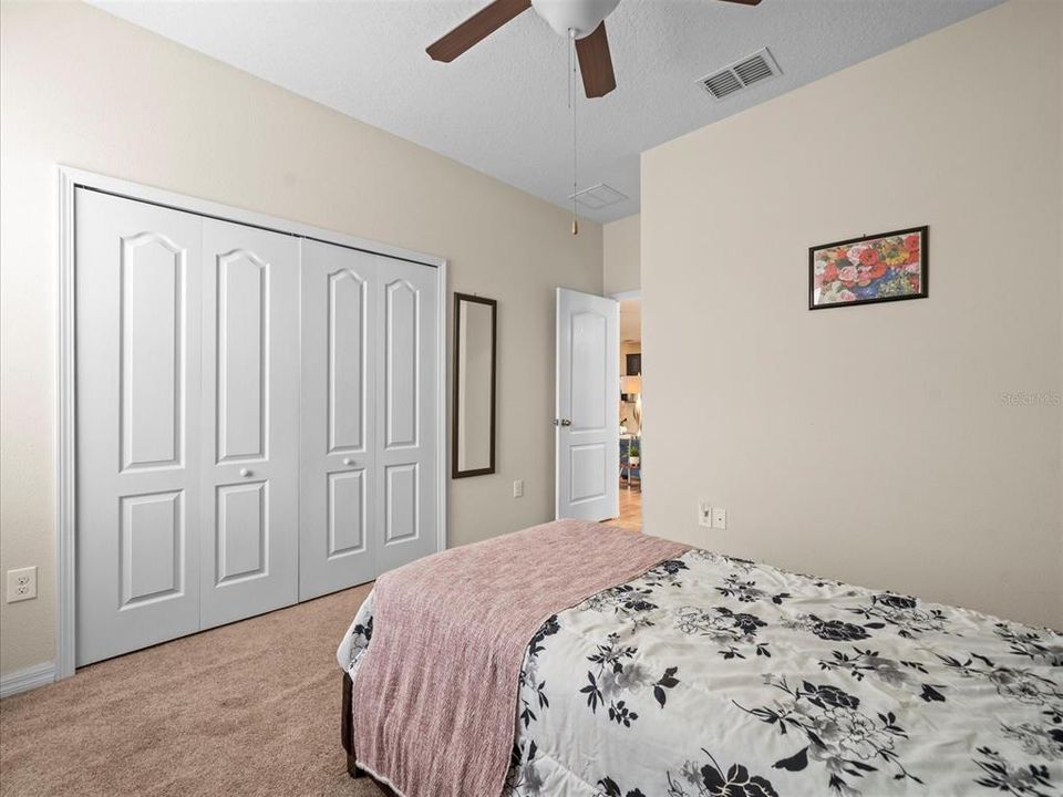 На продажу: $400,000 (4 спален, 3 ванн, 2293 Квадратных фут)