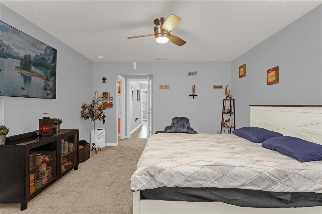 На продажу: $305,000 (3 спален, 2 ванн, 1550 Квадратных фут)