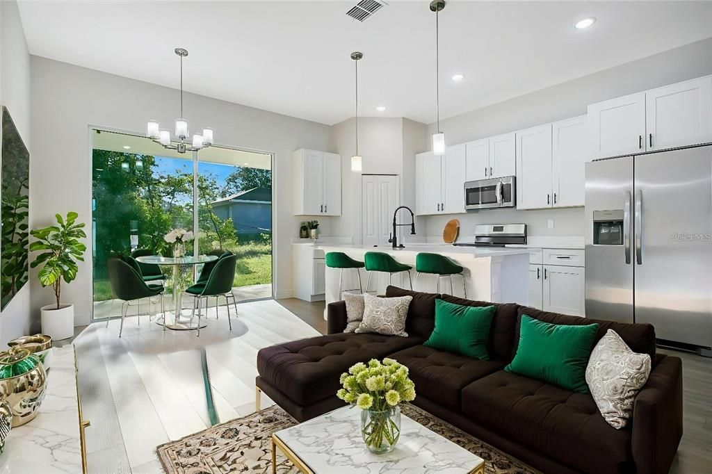 Active With Contract: $295,000 (4 beds, 2 baths, 1681 Square Feet)