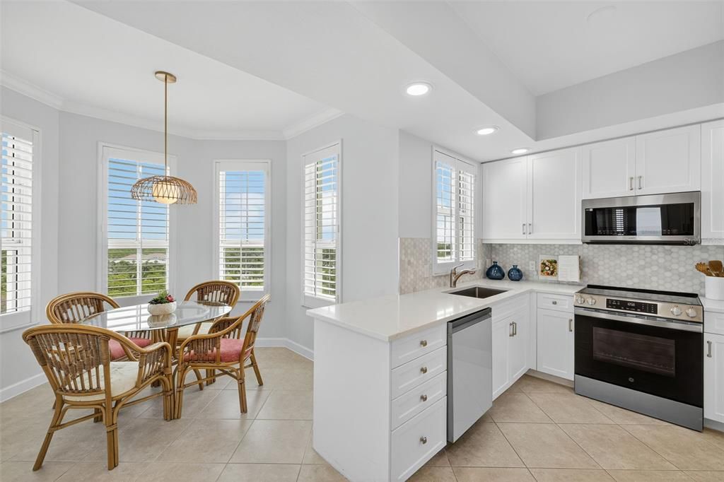 待售: $1,350,000 (3 贝兹, 3 浴室, 2187 平方英尺)