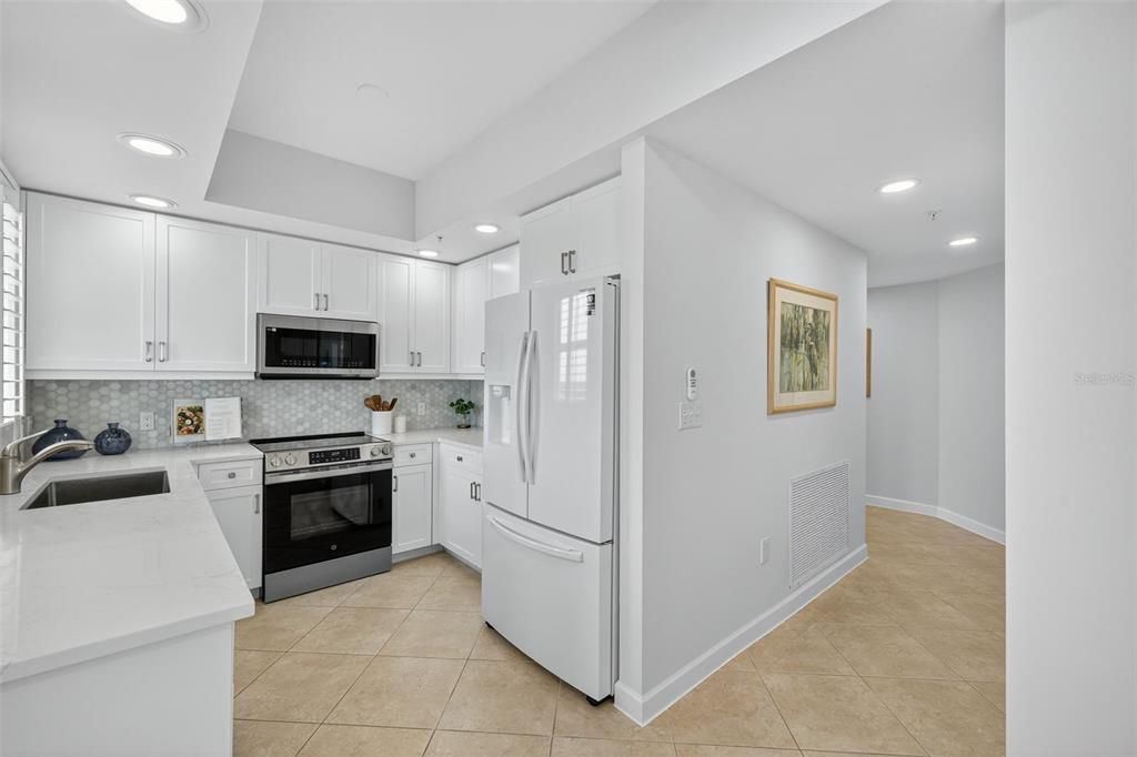 待售: $1,350,000 (3 贝兹, 3 浴室, 2187 平方英尺)