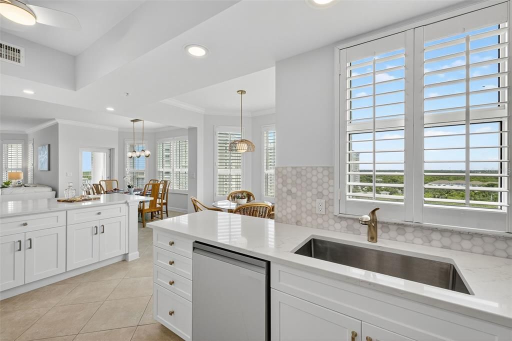 待售: $1,350,000 (3 贝兹, 3 浴室, 2187 平方英尺)