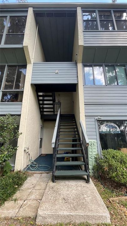 For Sale: $199,000 (2 beds, 1 baths, 1284 Square Feet)