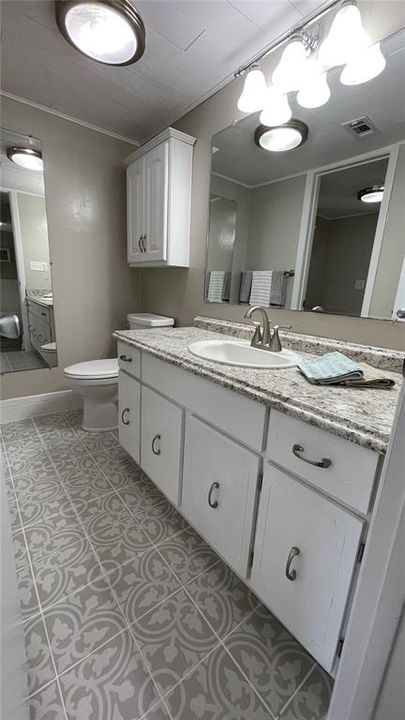 For Sale: $199,000 (2 beds, 1 baths, 1284 Square Feet)