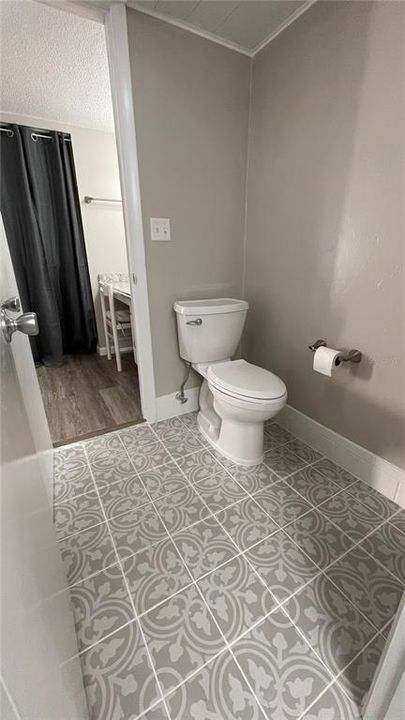 For Sale: $199,000 (2 beds, 1 baths, 1284 Square Feet)