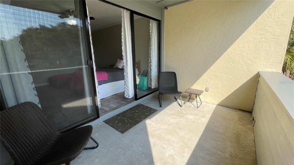 For Sale: $199,000 (2 beds, 1 baths, 1284 Square Feet)