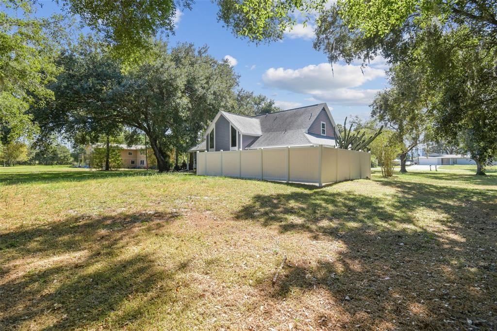 Active With Contract: $536,000 (3 beds, 2 baths, 2199 Square Feet)