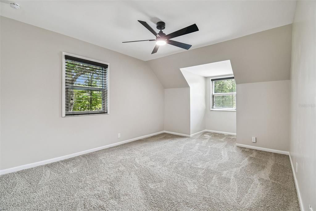 Active With Contract: $536,000 (3 beds, 2 baths, 2199 Square Feet)