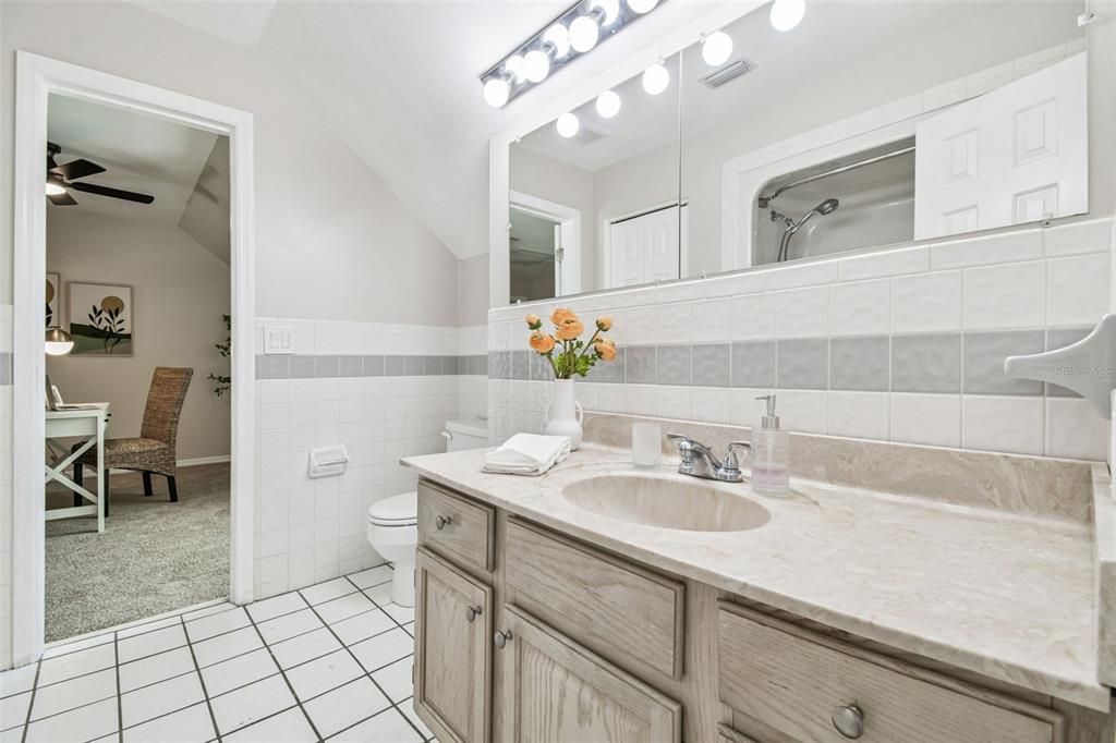 Active With Contract: $536,000 (3 beds, 2 baths, 2199 Square Feet)