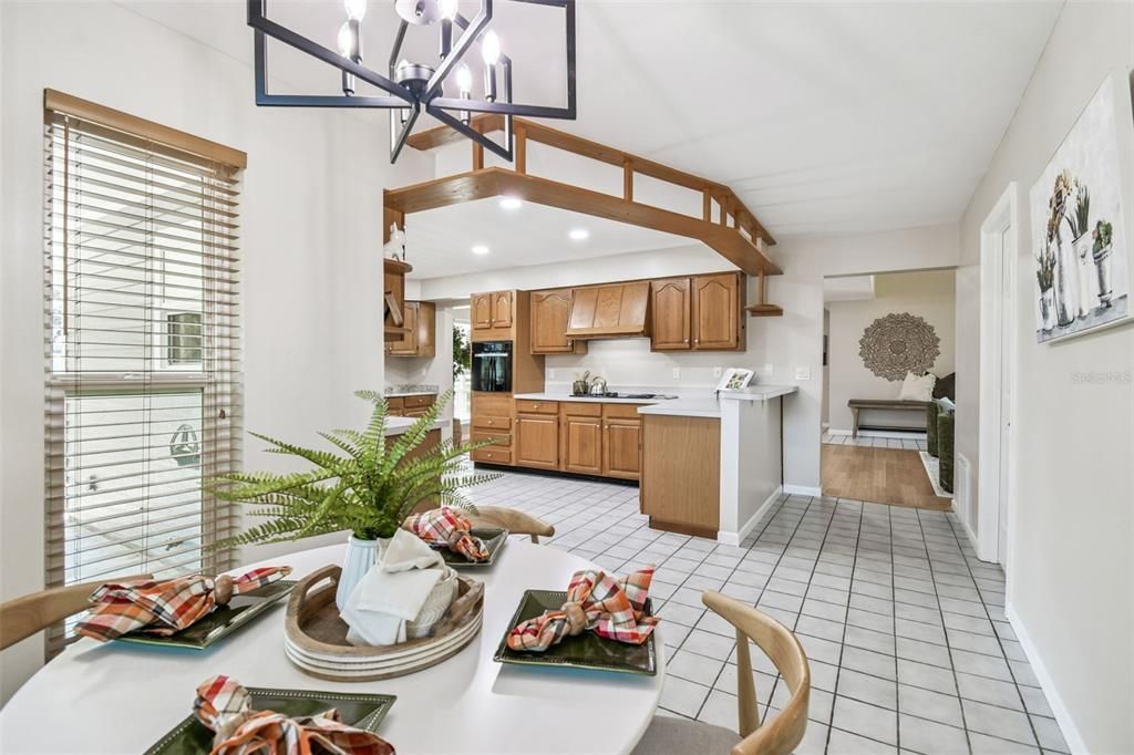 Active With Contract: $536,000 (3 beds, 2 baths, 2199 Square Feet)