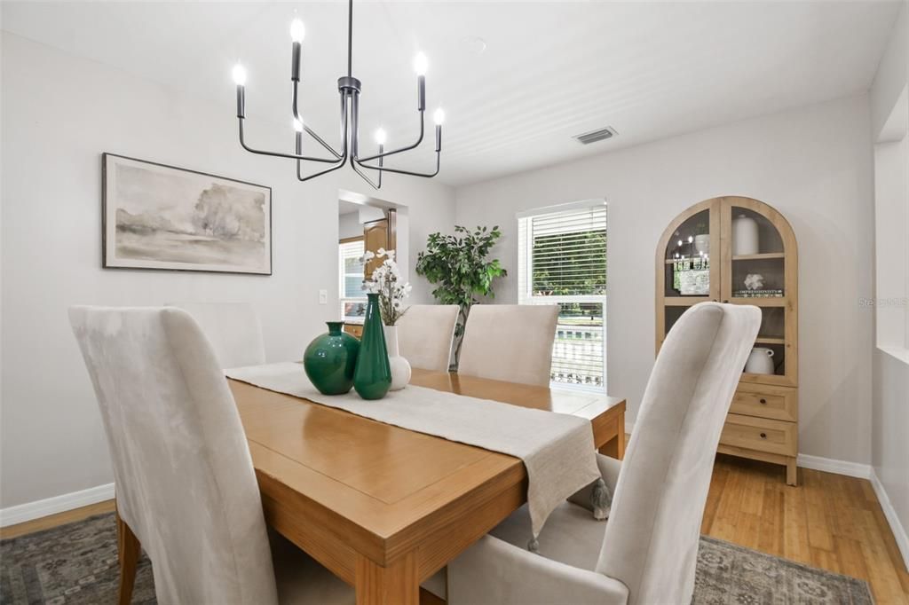 Active With Contract: $536,000 (3 beds, 2 baths, 2199 Square Feet)