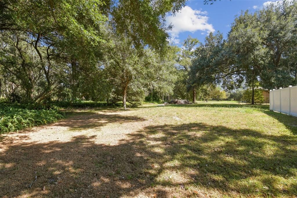 Active With Contract: $536,000 (3 beds, 2 baths, 2199 Square Feet)