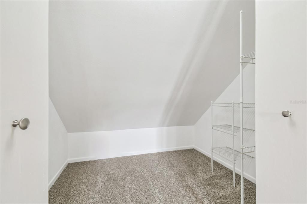 Active With Contract: $536,000 (3 beds, 2 baths, 2199 Square Feet)