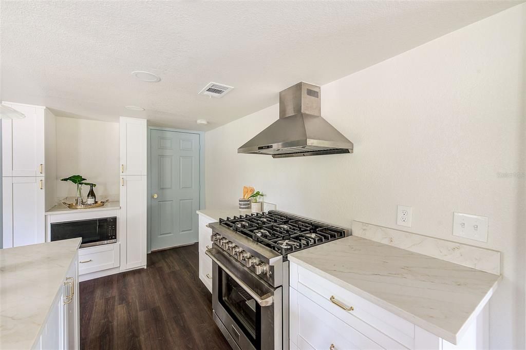 For Sale: $795,000 (4 beds, 3 baths, 3268 Square Feet)