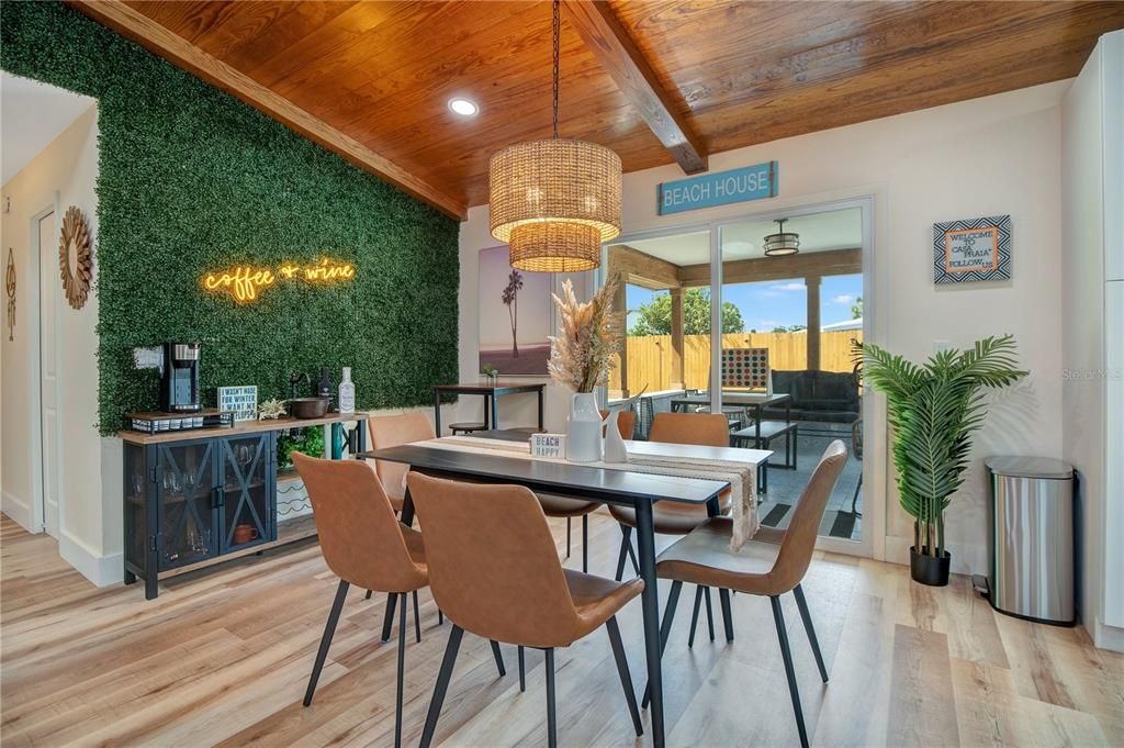 Activo con contrato: $499,000 (3 camas, 2 baños, 1769 Pies cuadrados)