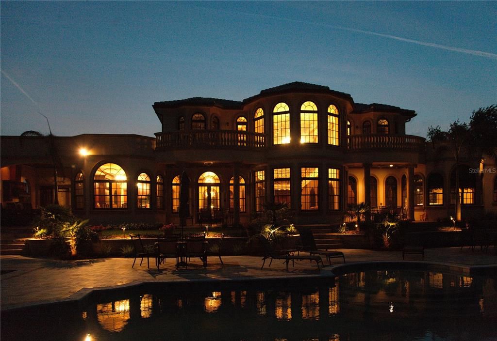 For Sale: $4,200,000 (6 beds, 6 baths, 6820 Square Feet)