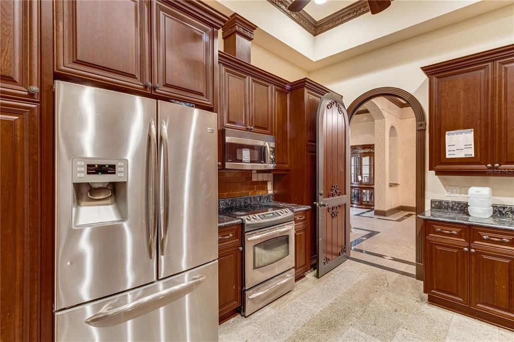 En Venta: $4,150,000 (6 camas, 6 baños, 6820 Pies cuadrados)