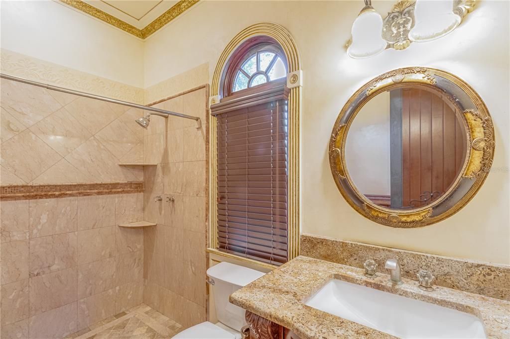 En Venta: $4,150,000 (6 camas, 6 baños, 6820 Pies cuadrados)
