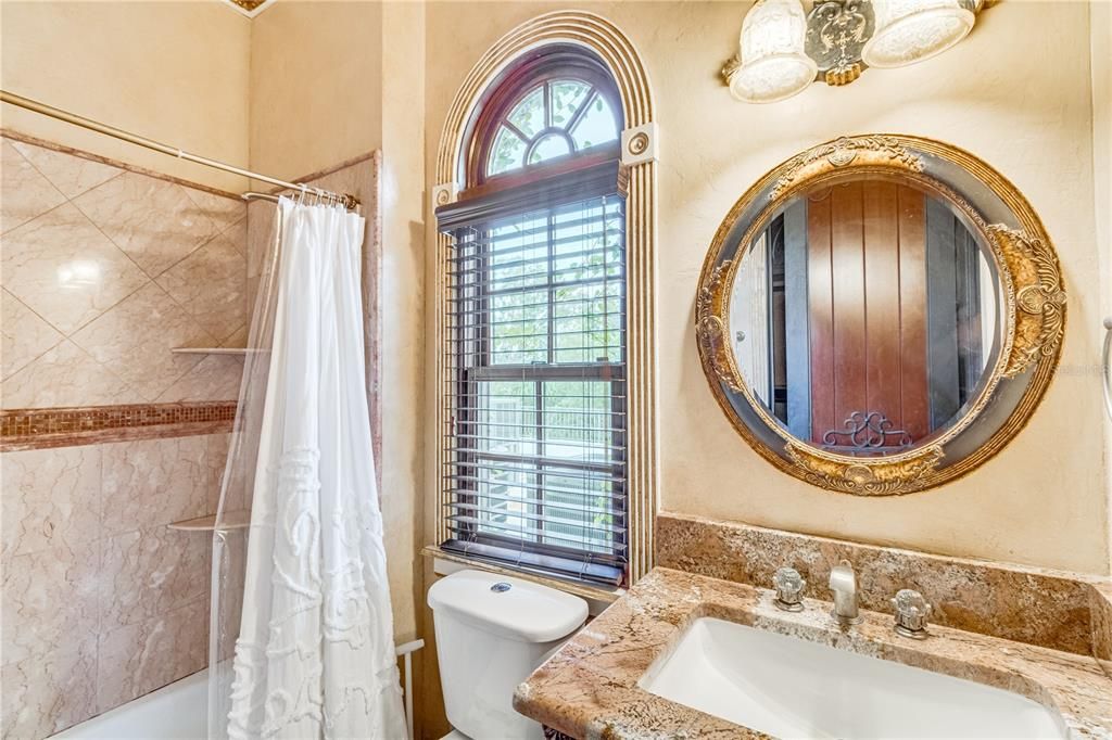 En Venta: $4,150,000 (6 camas, 6 baños, 6820 Pies cuadrados)