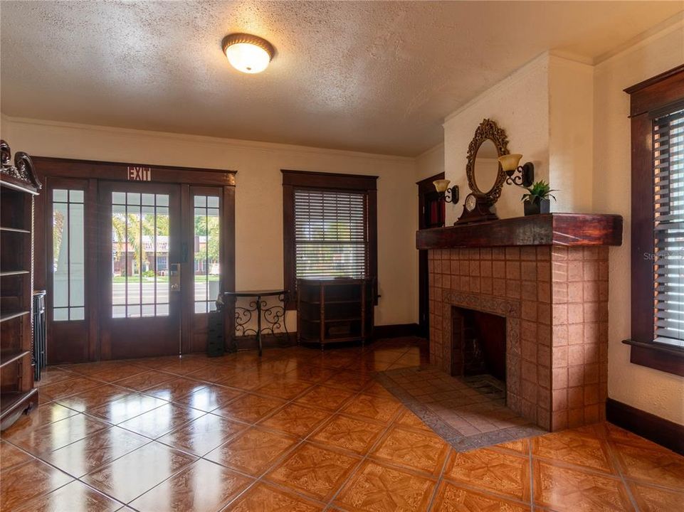 En Venta: $32,400 (0 camas, 0 baños, 2007 Pies cuadrados)