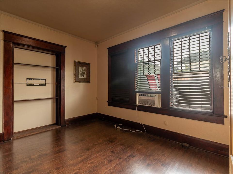 En Venta: $32,400 (0 camas, 0 baños, 2007 Pies cuadrados)