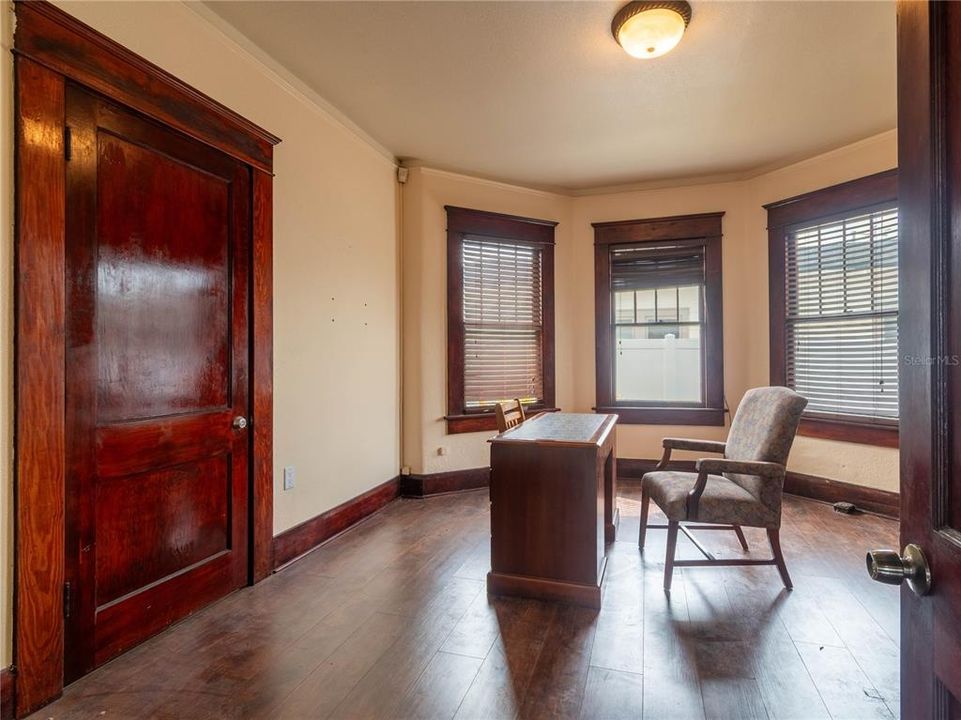 En Venta: $32,400 (0 camas, 0 baños, 2007 Pies cuadrados)