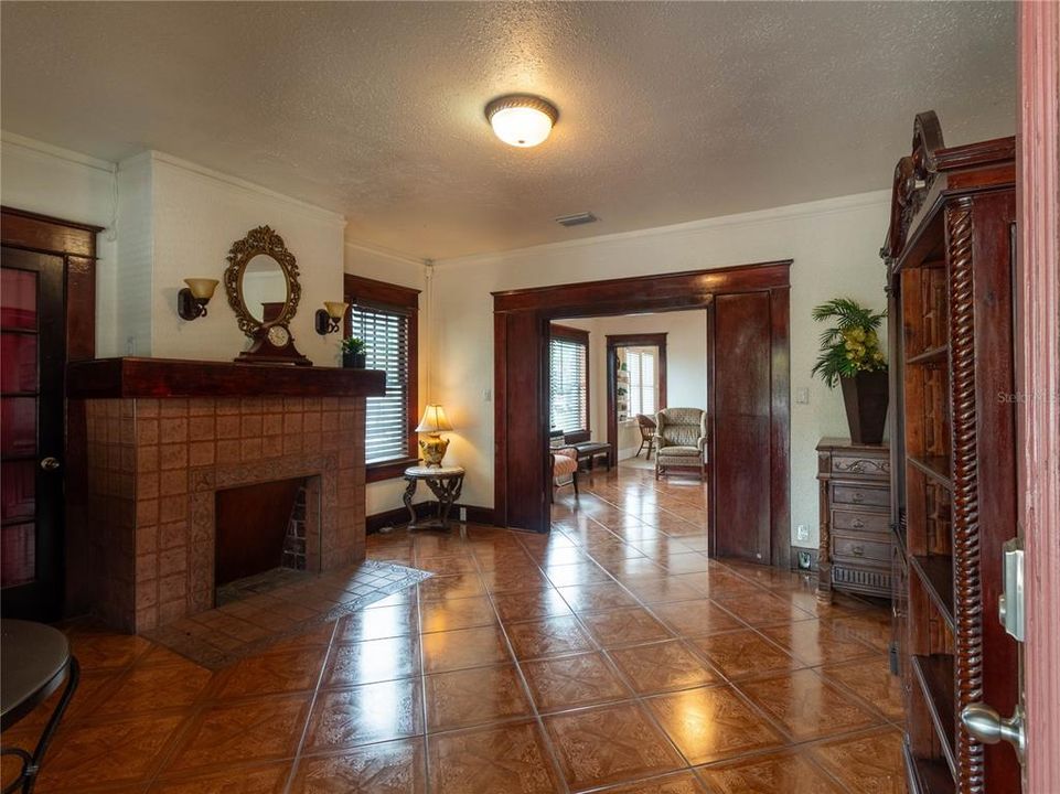 En Venta: $32,400 (0 camas, 0 baños, 2007 Pies cuadrados)