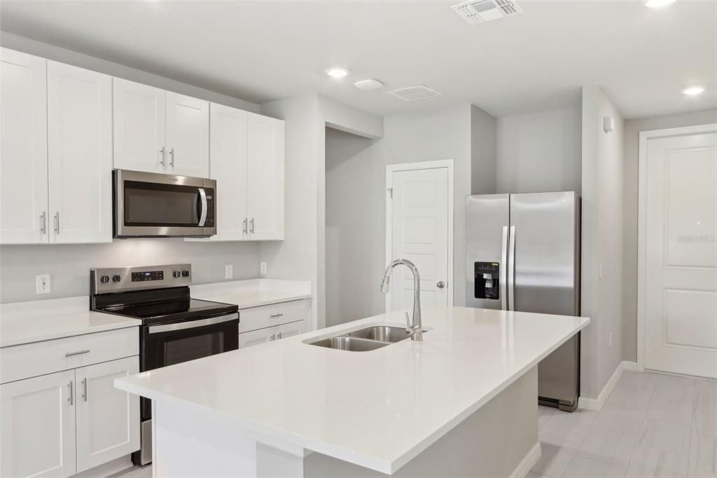 For Sale: $269,580 (3 beds, 2 baths, 1269 Square Feet)