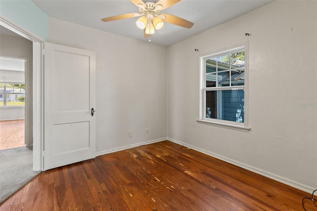 Active With Contract: $199,000 (3 beds, 2 baths, 1322 Square Feet)