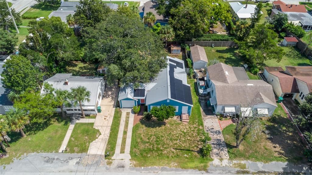 Active With Contract: $199,000 (3 beds, 2 baths, 1322 Square Feet)