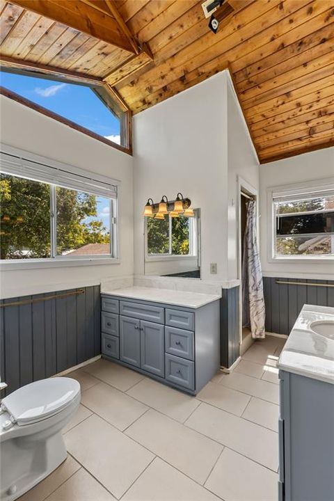 Active With Contract: $199,000 (3 beds, 2 baths, 1322 Square Feet)