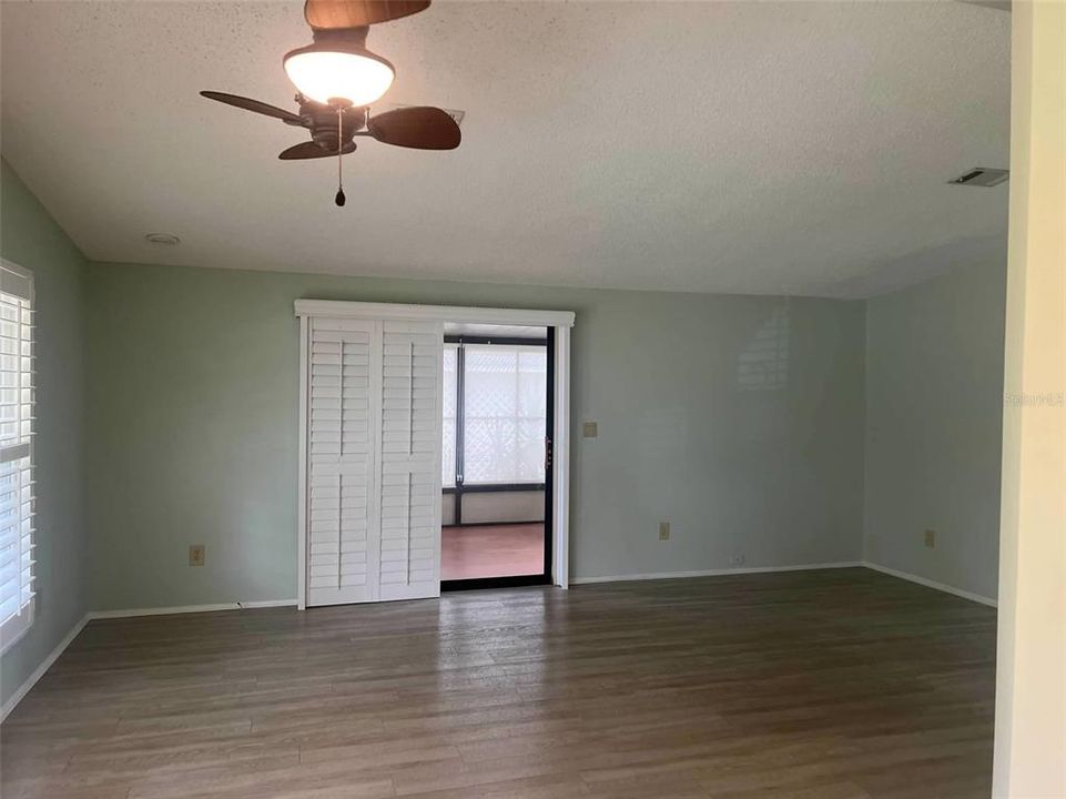 Activo con contrato: $179,900 (2 camas, 2 baños, 1144 Pies cuadrados)